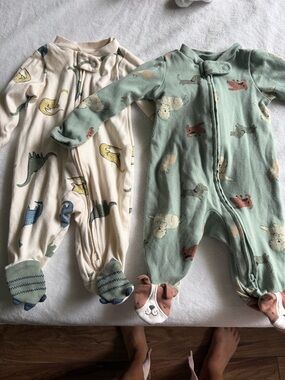 7 Carter's zip up onesies